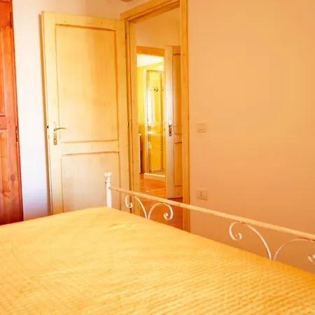 Mereu Apartment *